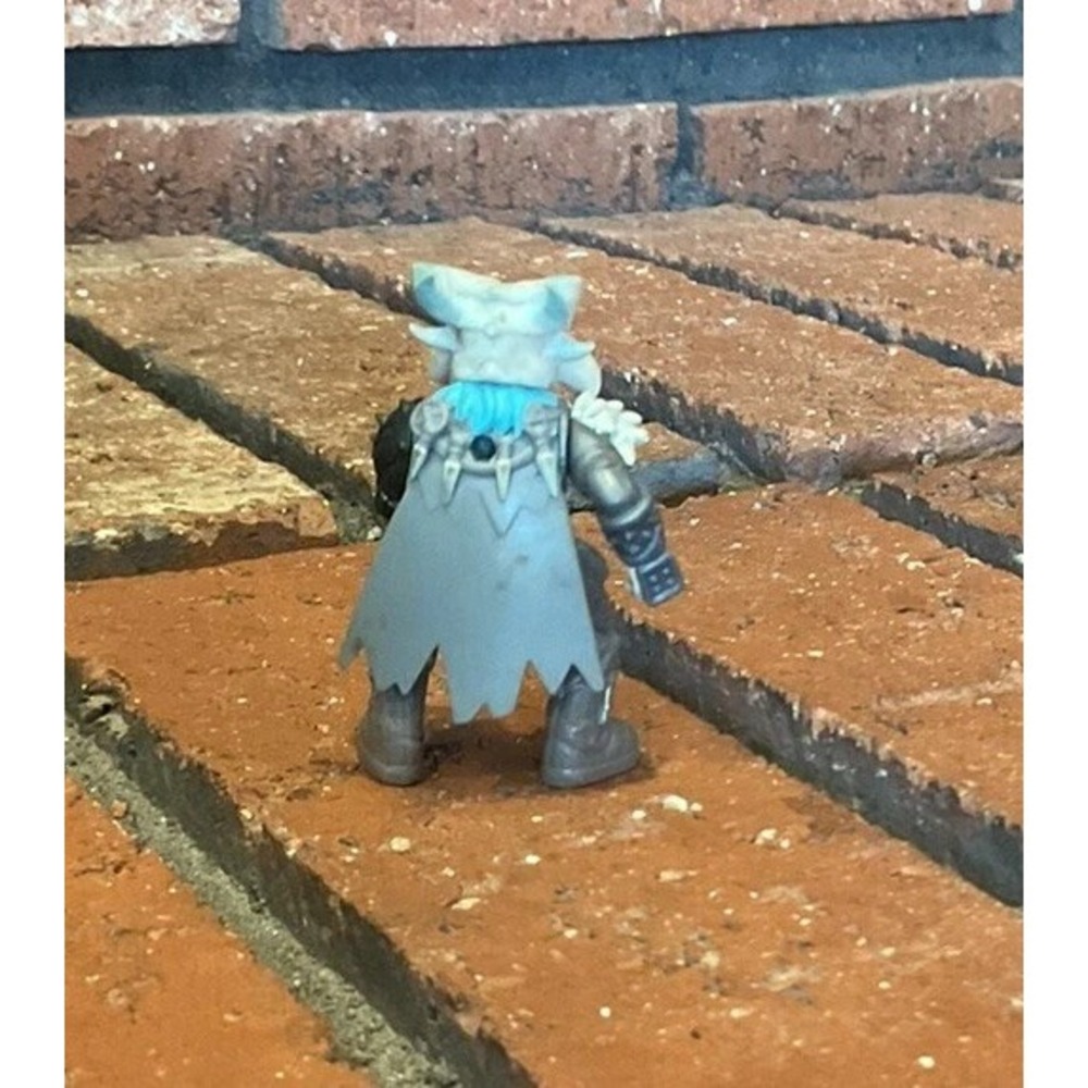Fortnite Battle Royale Collection Mini Ragnarok Figure - Picture 2 of 2